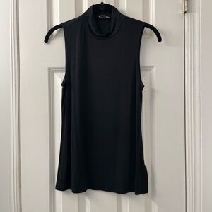 Express mock neck sleeveless tank S